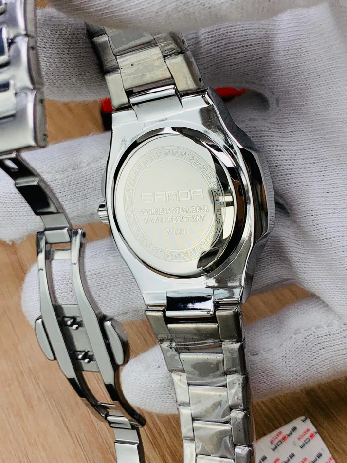 3de10064 d394 47b2 930a 4e331060d54f 3de10064 d394 47b2 930a 4e331060d54f